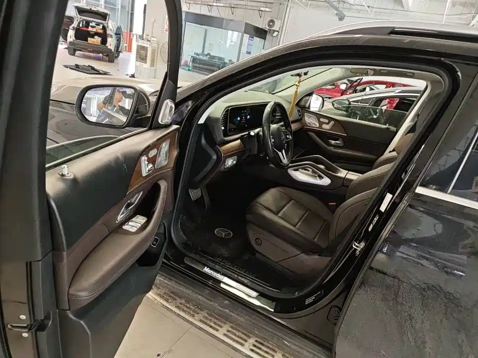 Mercedes-Benz GLE 2021 — фото 2