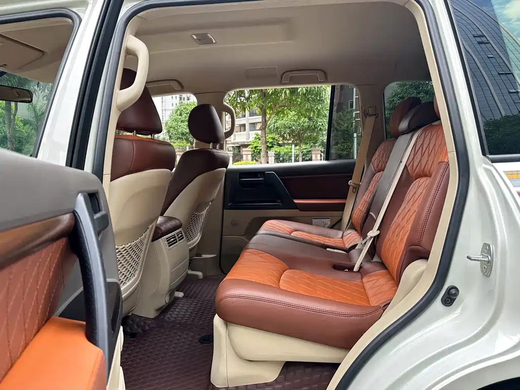 Toyota Land Cruiser 2019 — фото 22