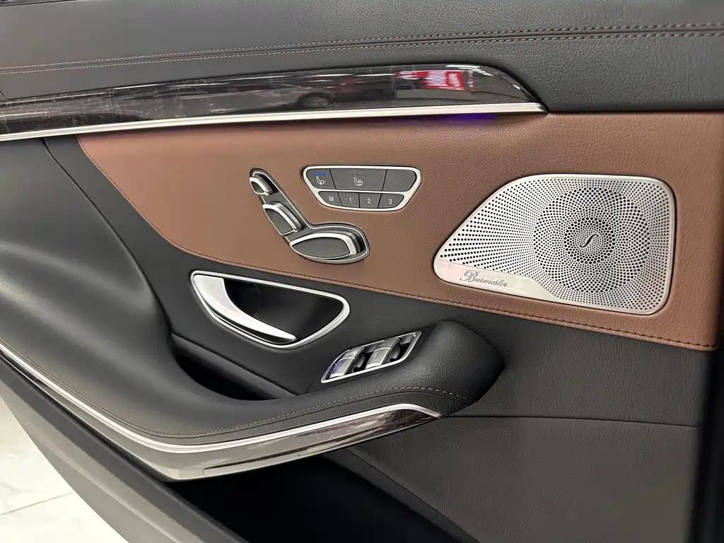 Mercedes-Benz S-Class 2016 — фото 35