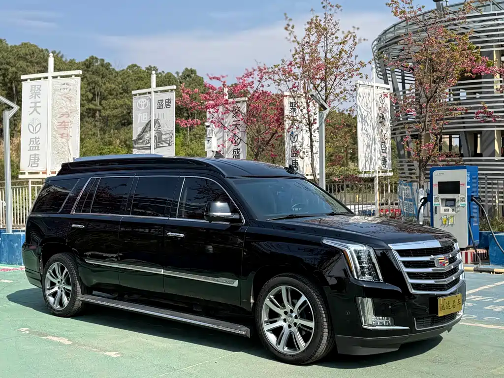 Cadillac Escalade 2019 — фото 3