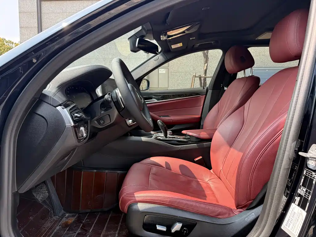 BMW 5 Series 2020