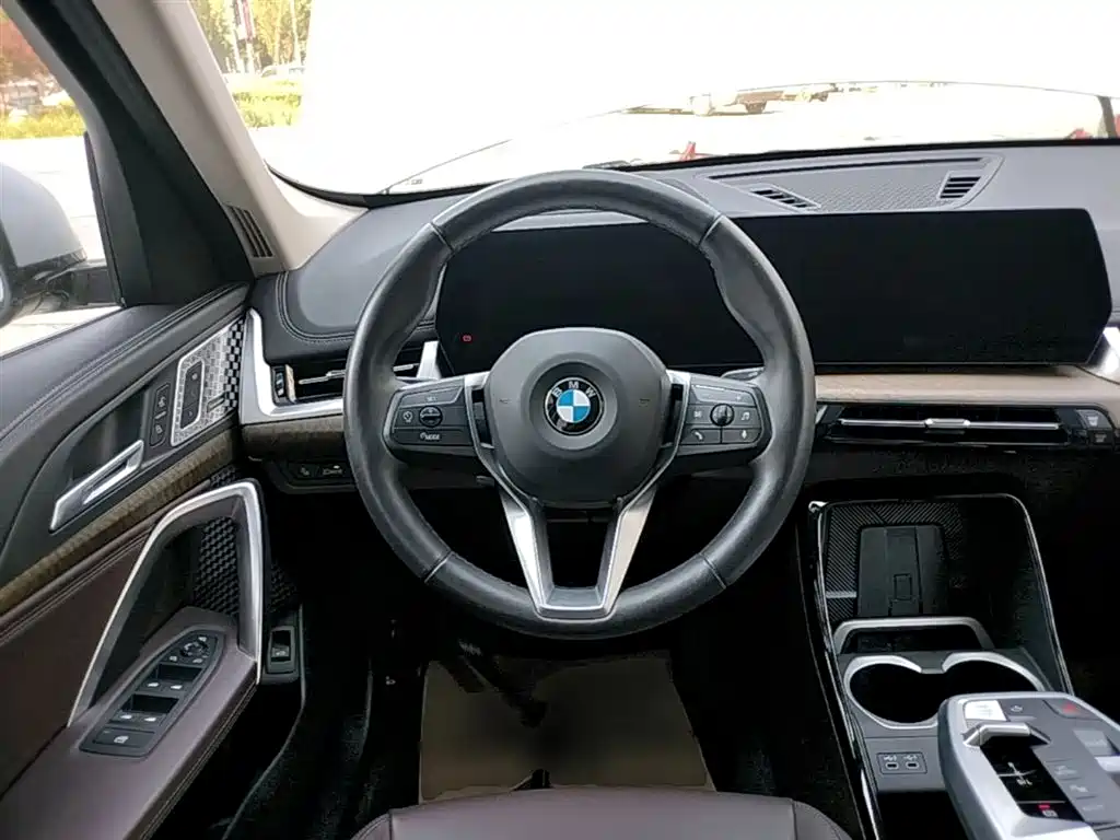 BMW X1 2023 — фото 11