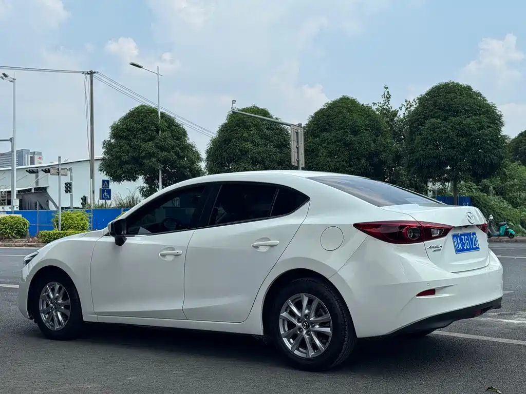 Mazda 3 Angkesela 2017