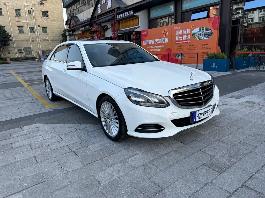 Mercedes-Benz E-Class 2015