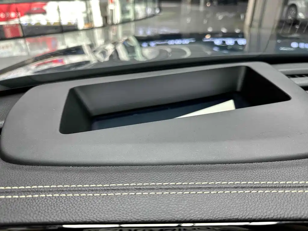 GAC Motor Trumpchi GS8 2024 — фото 16