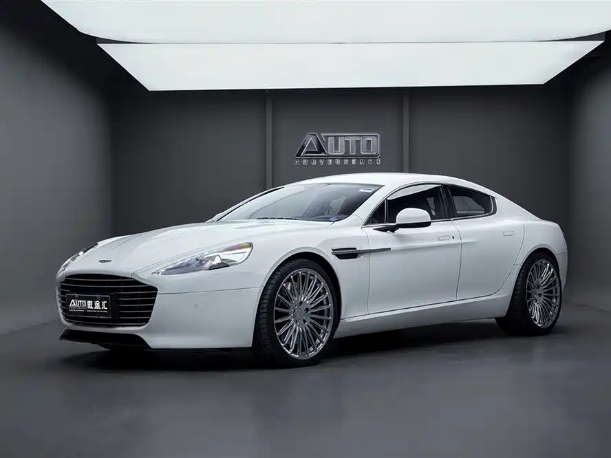 Aston Martin Rapide 2017 — фото 1