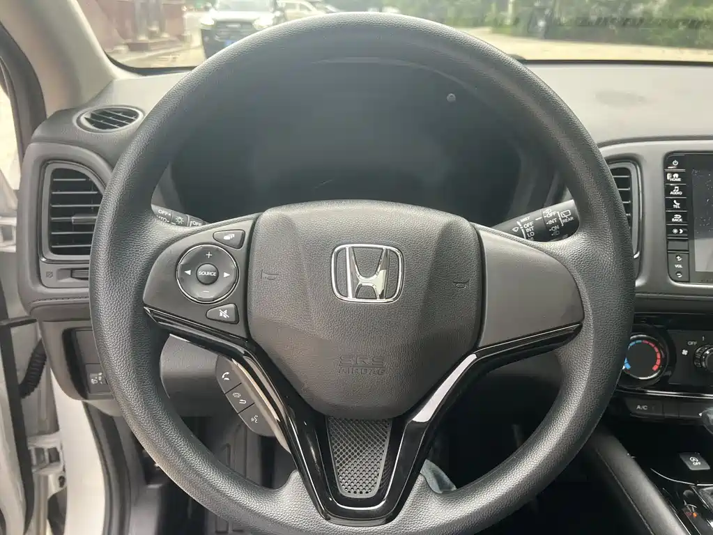 Honda Vezel 2022 — фото 14
