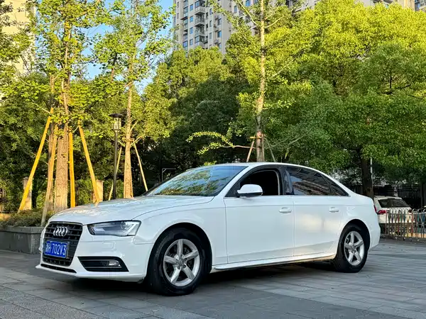 Audi A4L 2013
