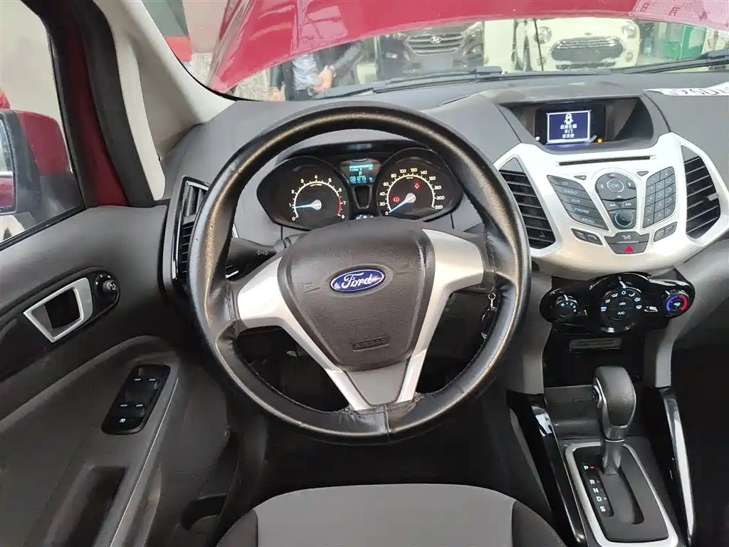 Ford Ecosport 2016 — фото 3