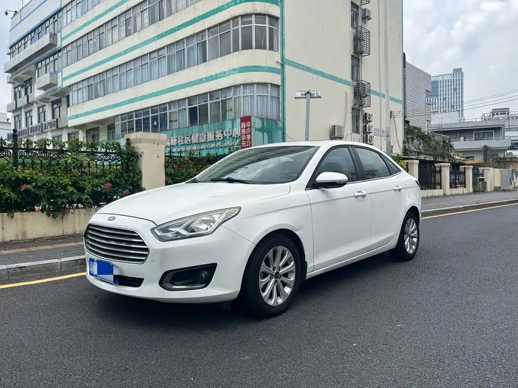 Ford Escort 2016