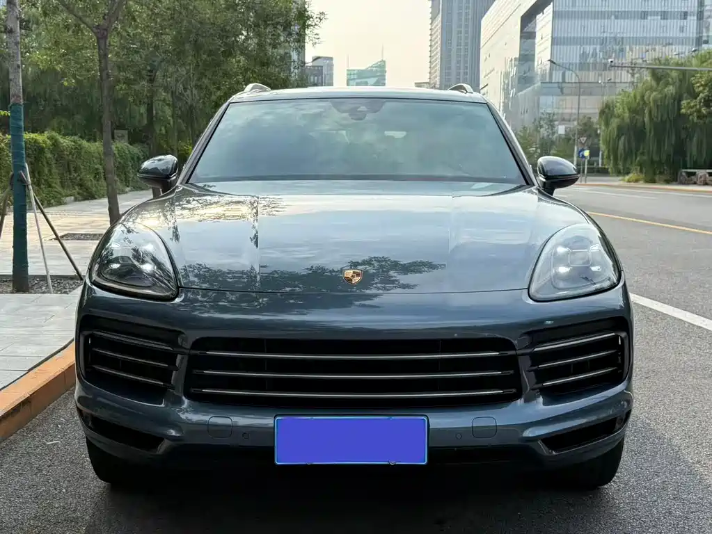 Porsche Cayenne 2018 — фото 15