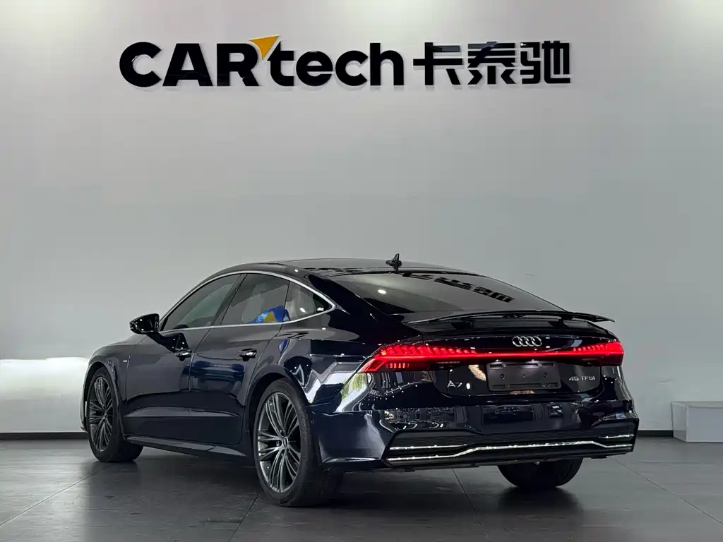 Audi A7 2023 — фото 29