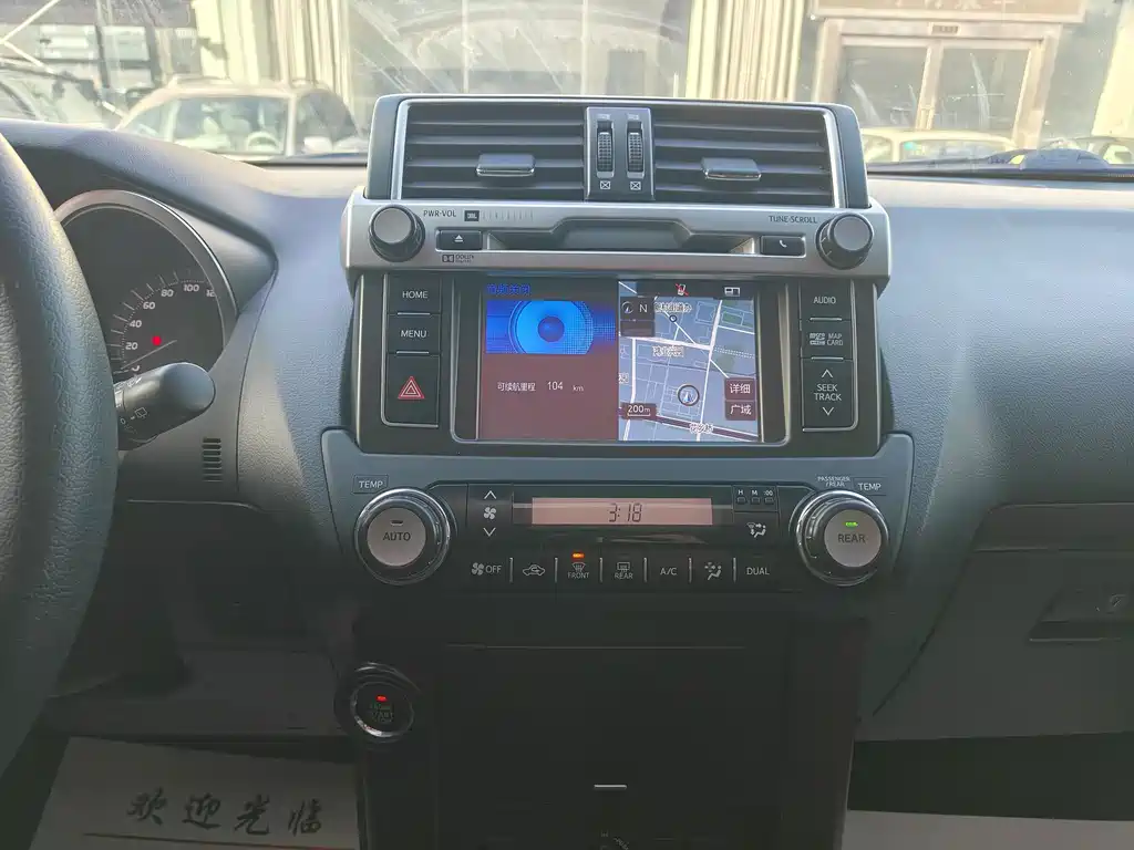 Toyota Prado 2017 — фото 11