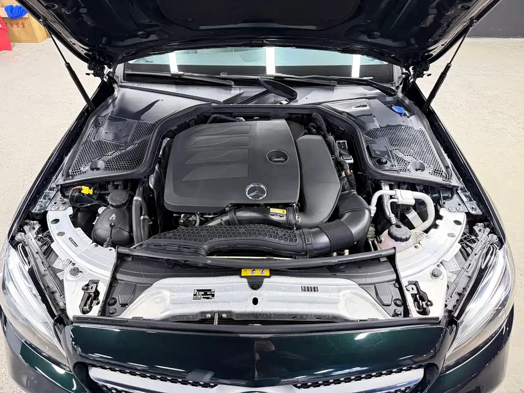 Mercedes-Benz C-Class 2020 — фото 21