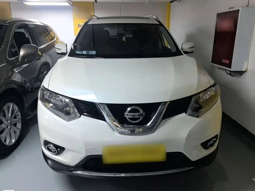 Nissan X-Trail 2015