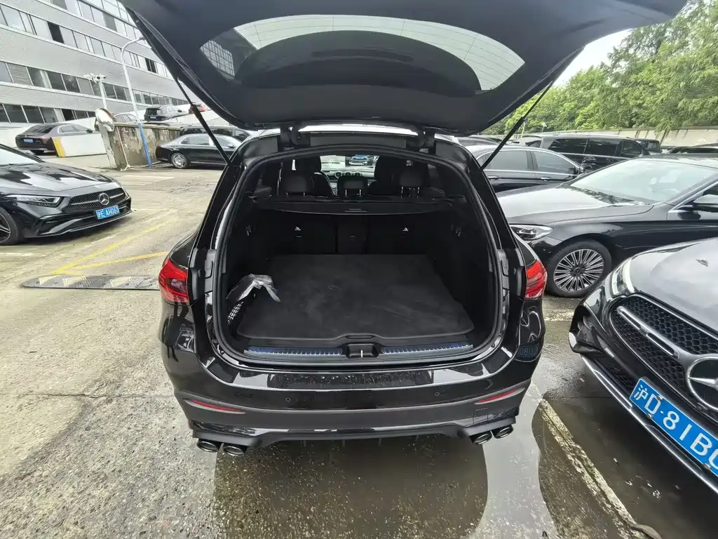 Mercedes-Benz GLC AMG 2025 — фото 10