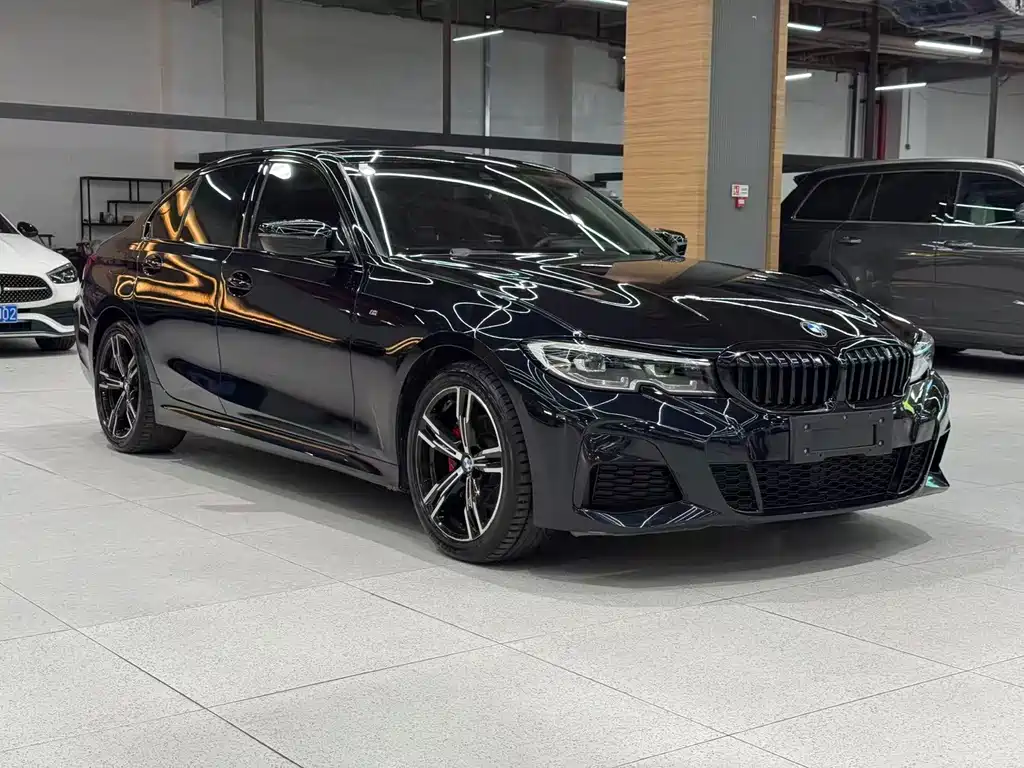 BMW 3 Series 2021