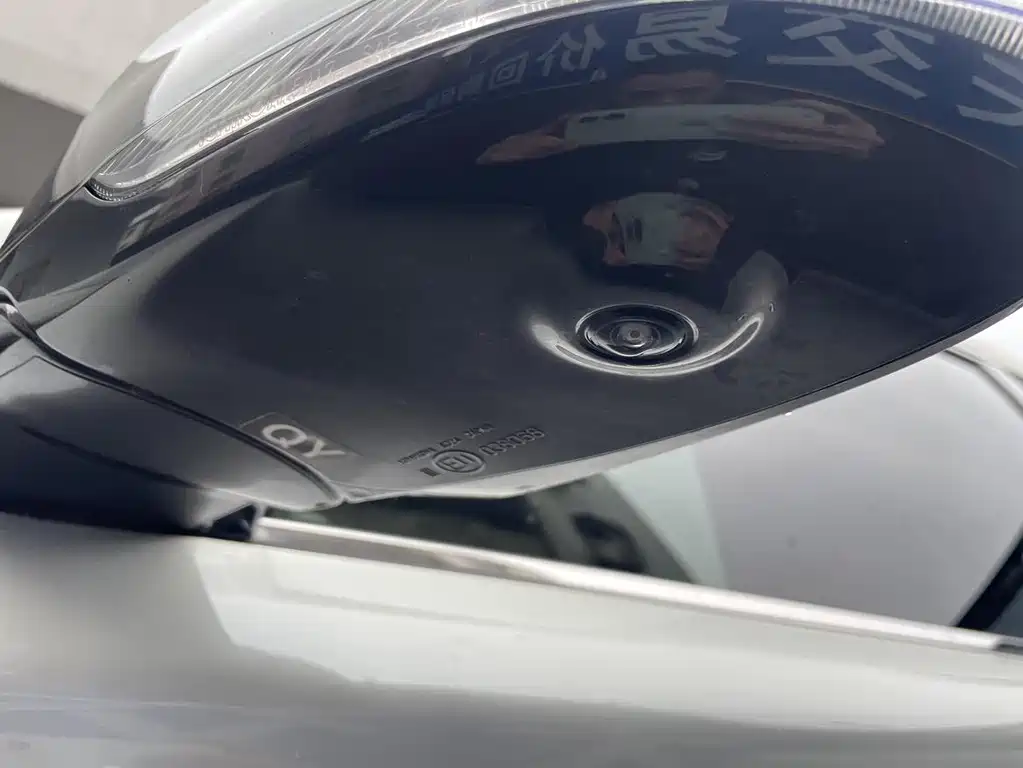 Infiniti Q50L 2023 — фото 20