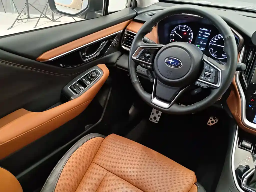 Subaru Outback 2022 — фото 15