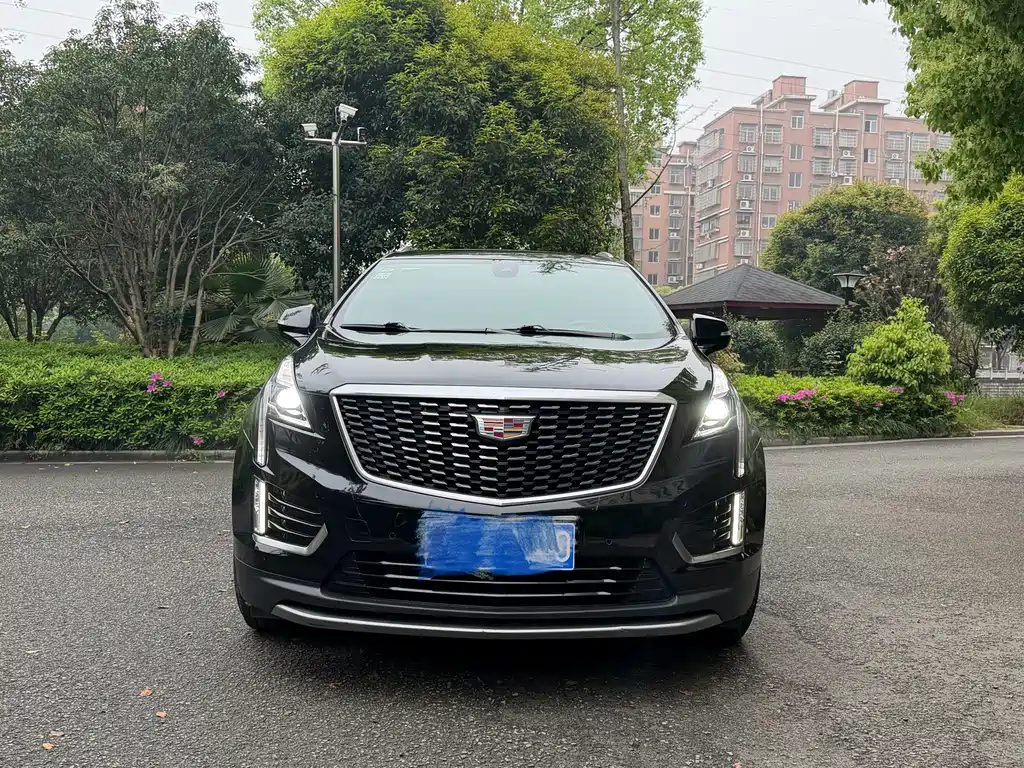 Cadillac XT5 2021 — фото 2
