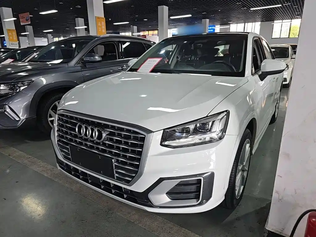 Audi Q2L 2019 — фото 2