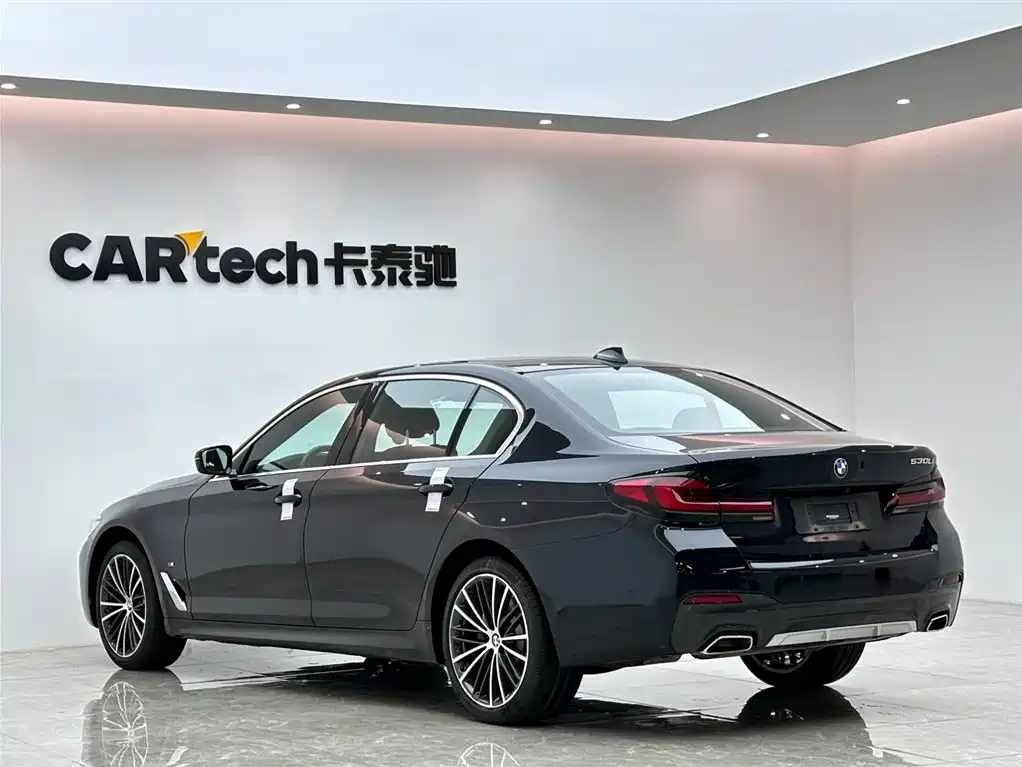 BMW 5 Series 2023