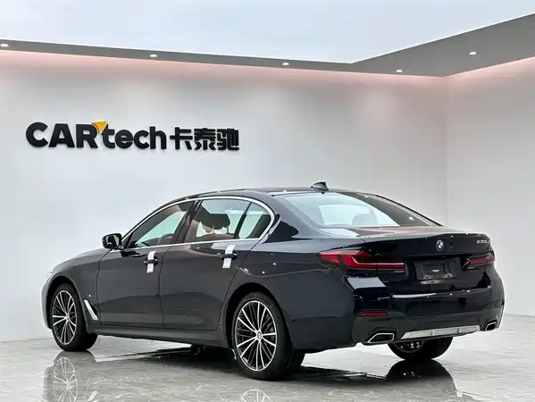 BMW 5 Series 2023