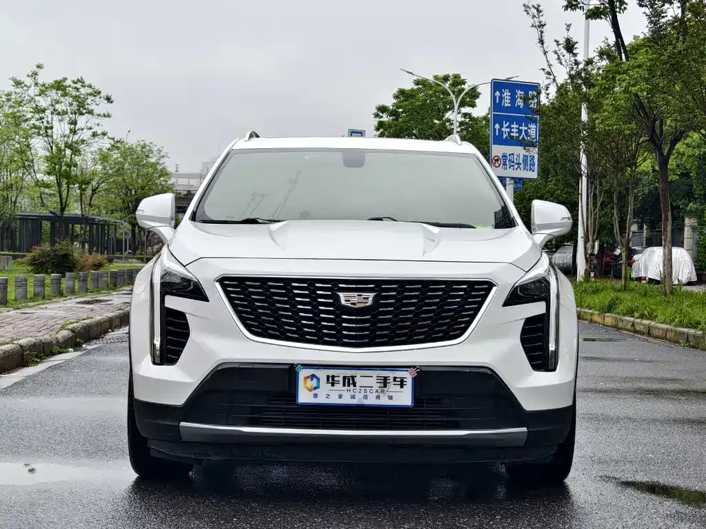 Cadillac XT4 2021 — фото 1