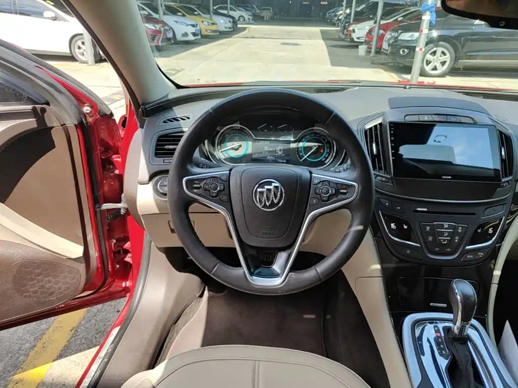 Buick Regal 2015 — фото 11
