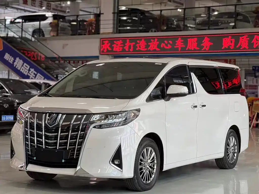Toyota Alphard 2022