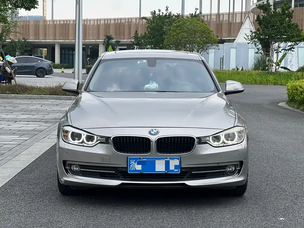 BMW 3 Series 2015 — фото 2