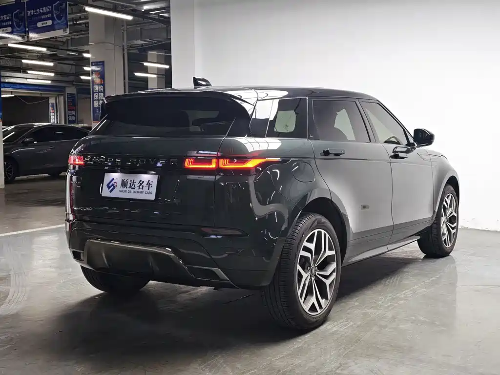 Land Rover Range Rover Evoque 2022 — фото 12