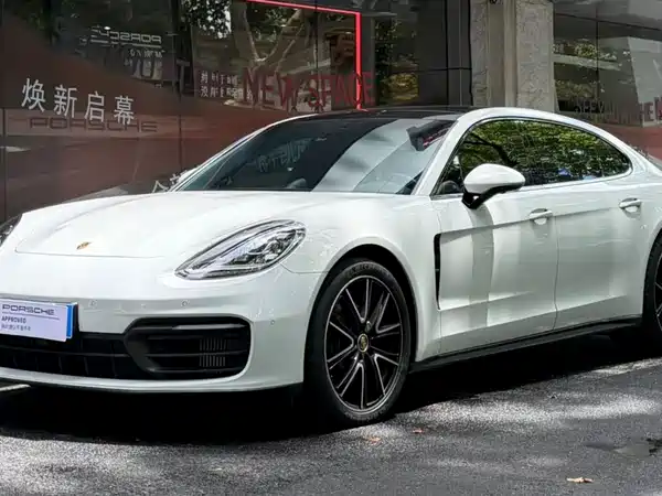 Porsche Panamera 2024