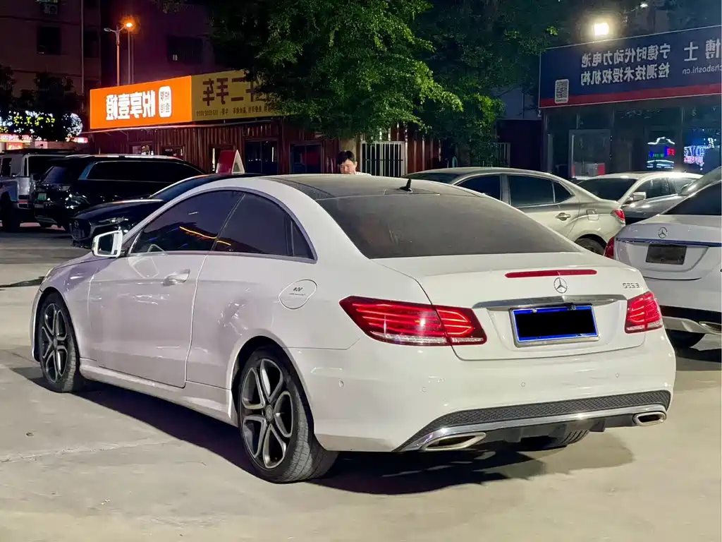Mercedes-Benz E-Class 2016