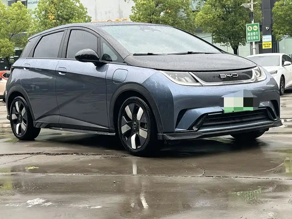 BYD Dolphin 2023 — фото 3