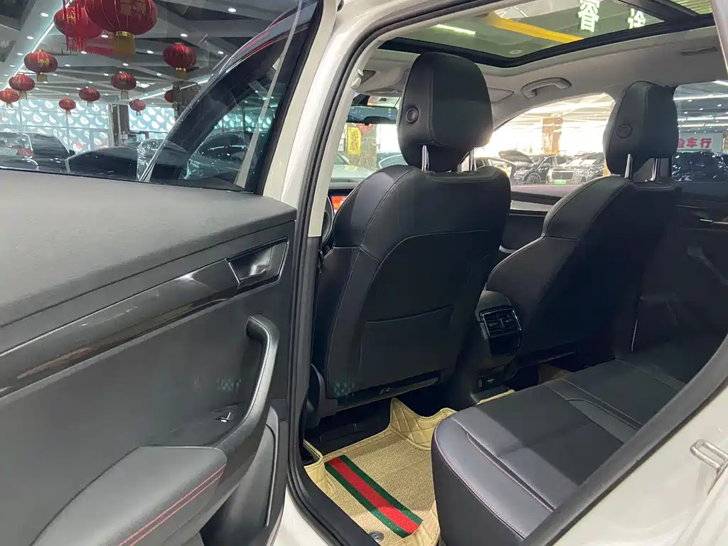 Skoda Karoq 2022 — фото 8