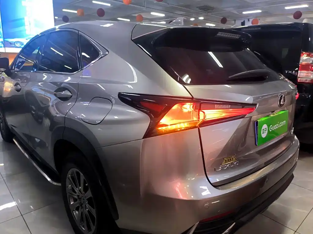 Lexus NX 2020