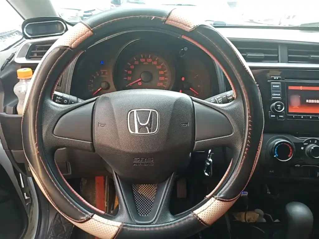 Honda Fit 2016 — фото 11