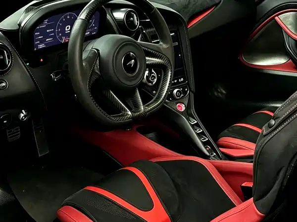 McLaren 720S 2020