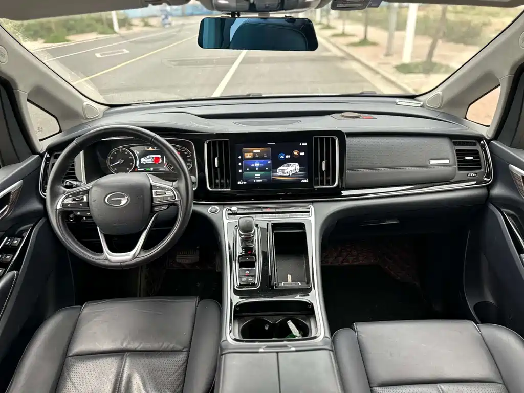 GAC Motor Trumpchi M8 2022 — фото 10