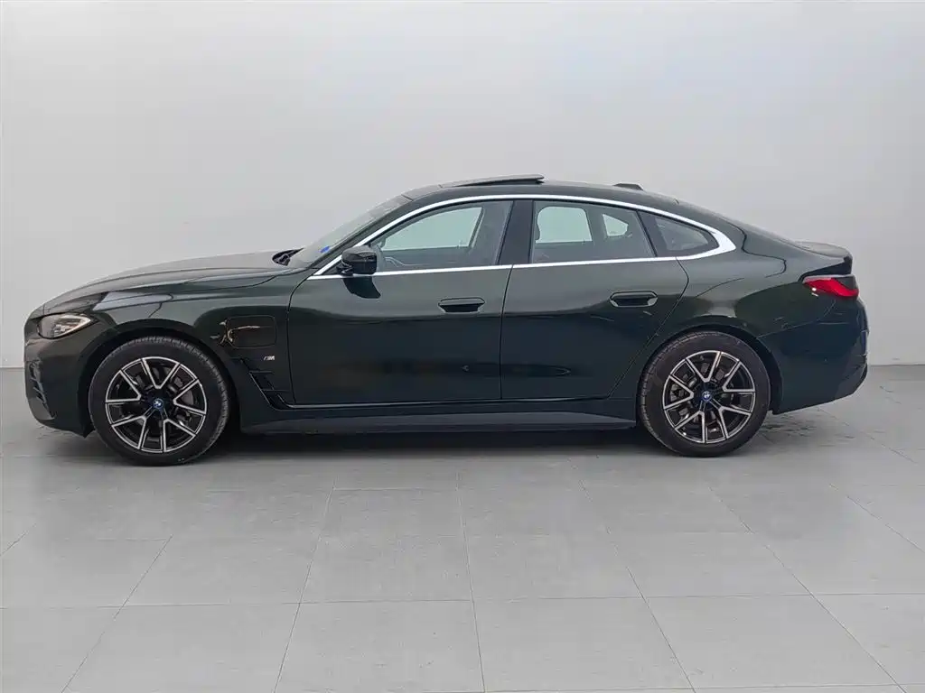 BMW i4 2025 — фото 3