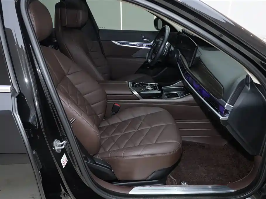BMW 7 Series 2024 — фото 14