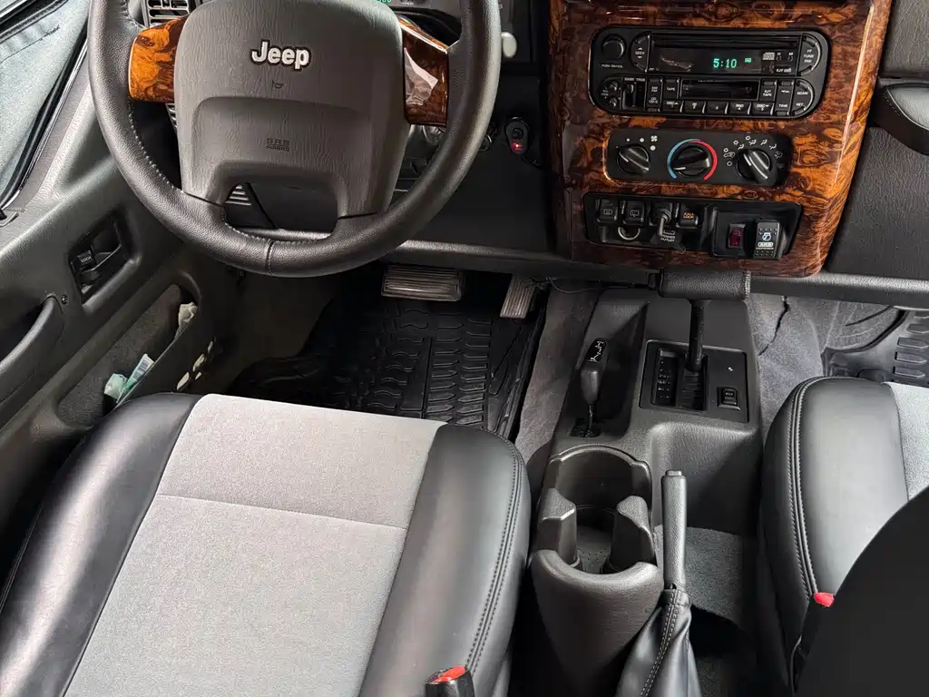 Jeep Wrangler 2004 — фото 20