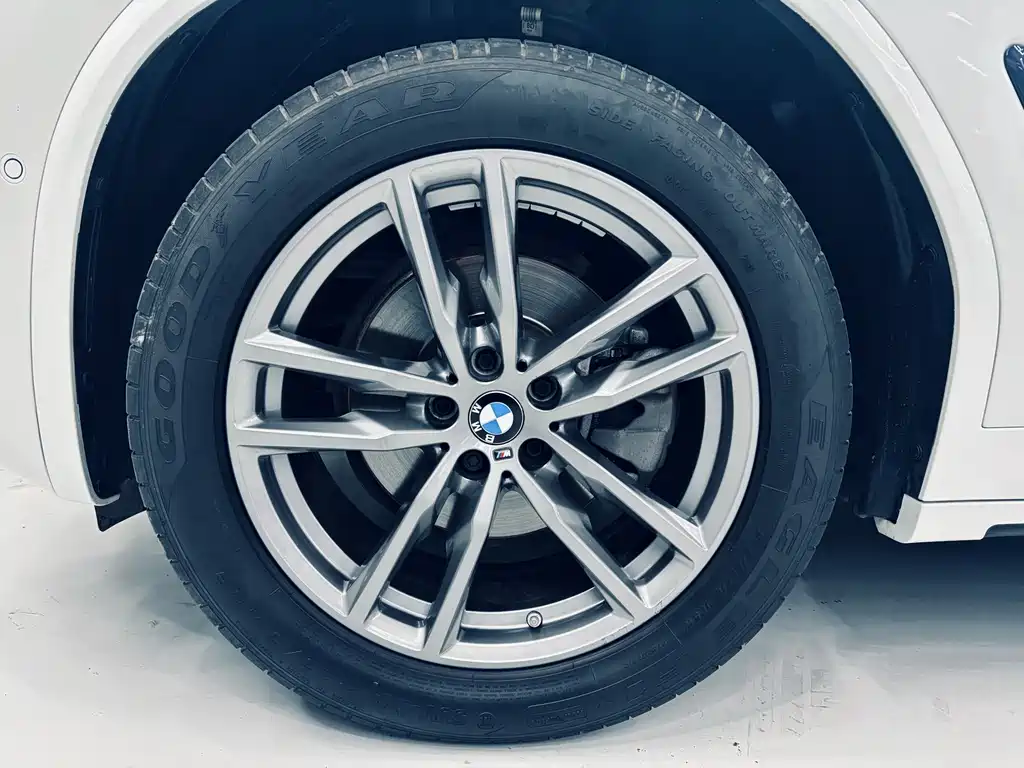 BMW X3 2020 — фото 21