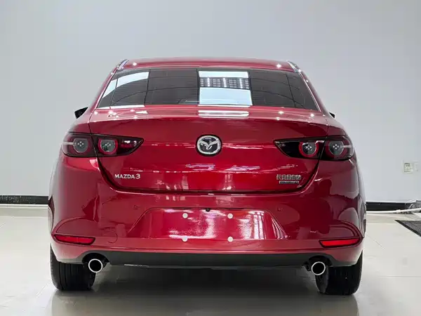 Mazda 3 Axela 2023