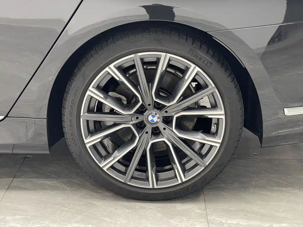 BMW 7 Series 2020 — фото 17