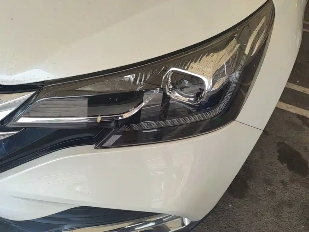 Dongfeng Fengshen AX7 2018 — фото 24