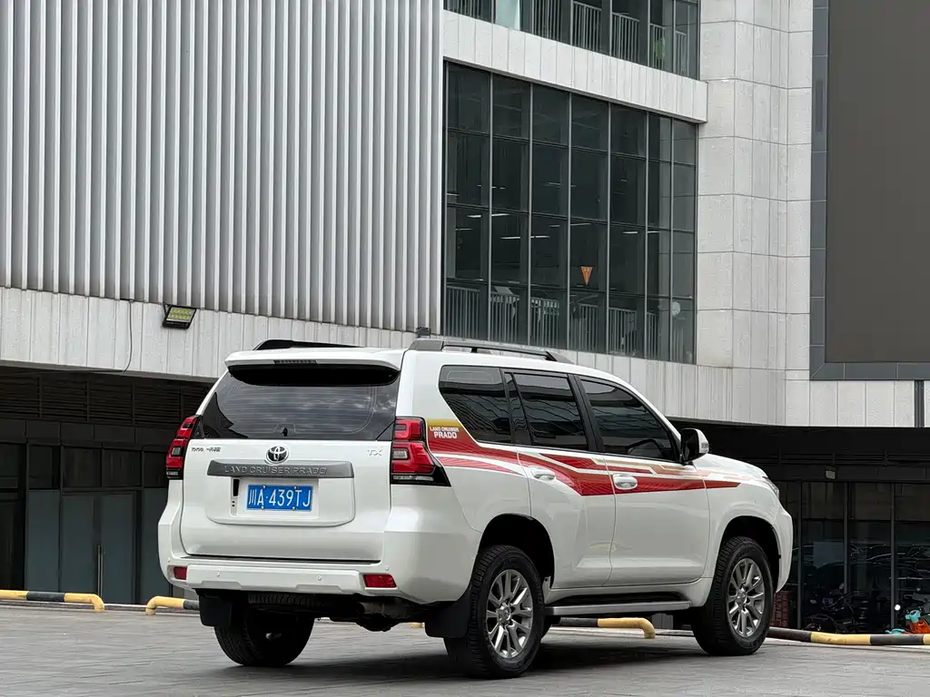 Toyota Prado 2019 — фото 4