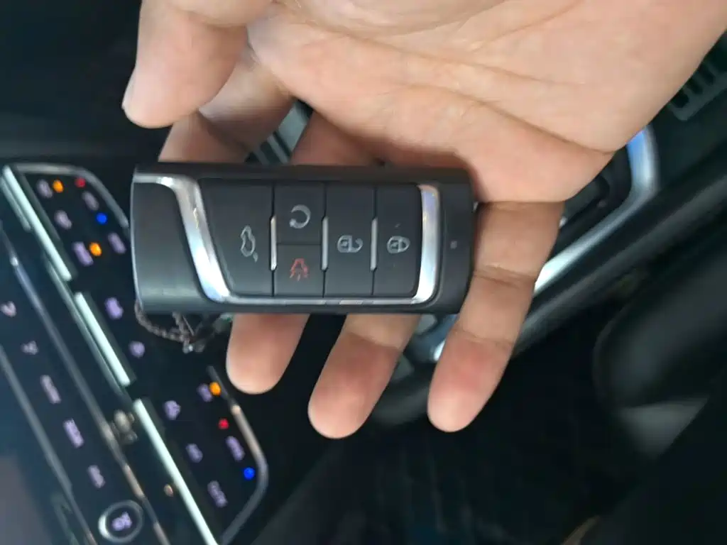 GAC Motor Trumpchi GS8 2018 — фото 9