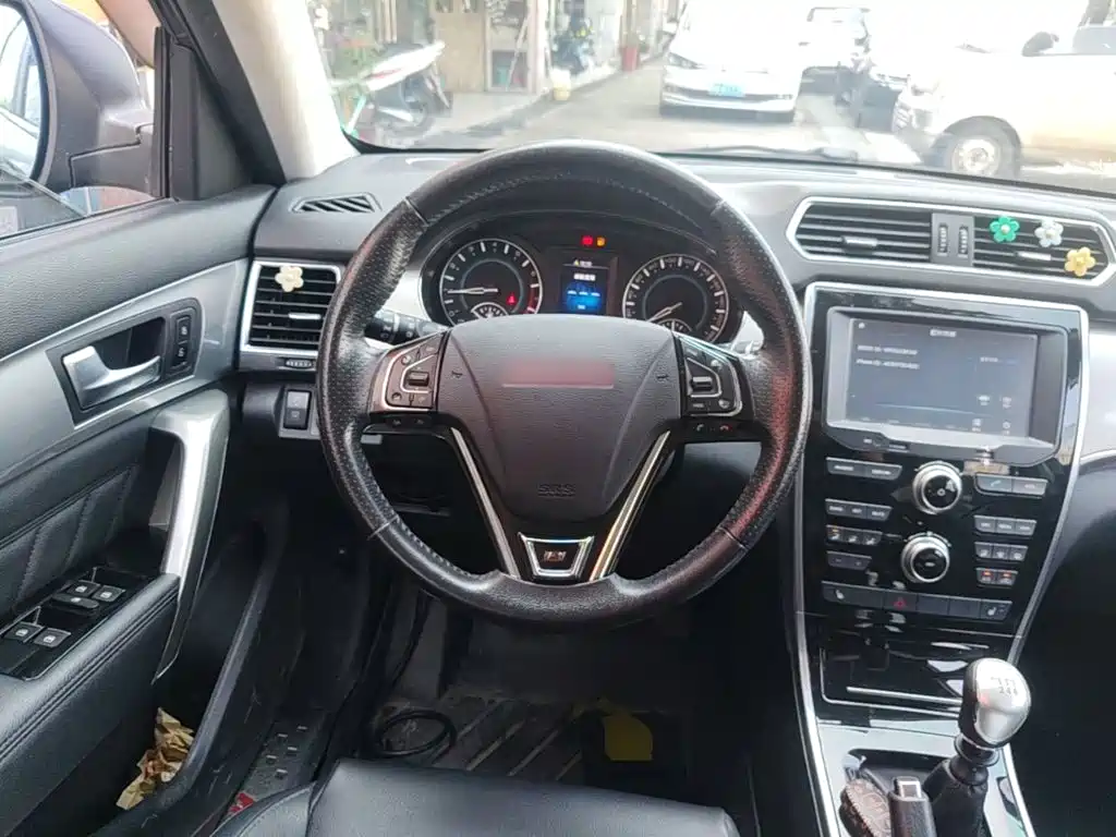 Haval H2 2014 — фото 11